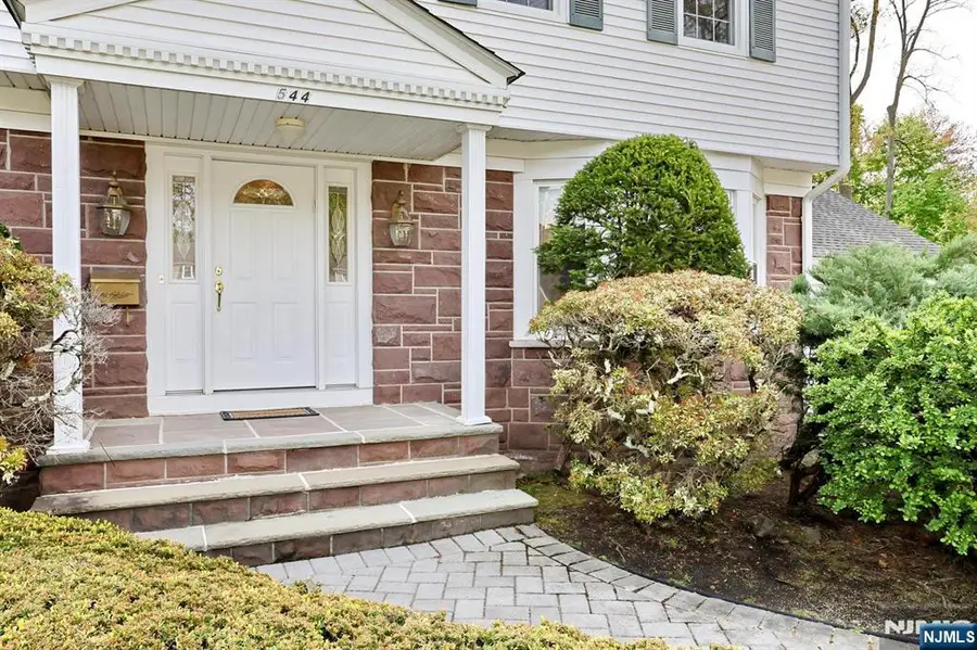 544 Hague Court, Oradell, NJ 07649 - #3