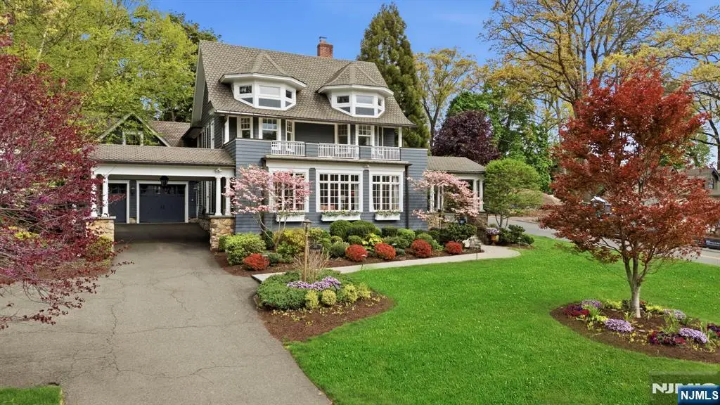 203 Heights Road, Ridgewood, NJ 07450 - #1