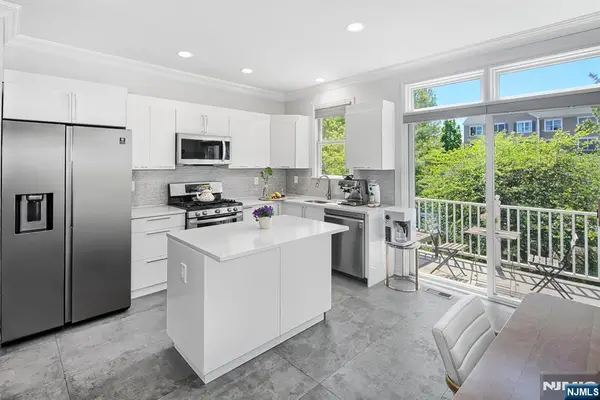 249 Brower Court, West New York, NJ 07093