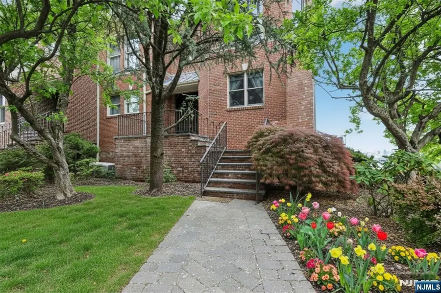 2 Ascot Way, Fort Lee, NJ 07024 - #2