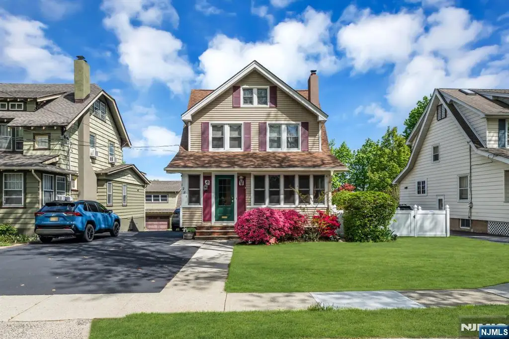 1281 Longfellow Avenue, Teaneck, NJ 07666 - #1