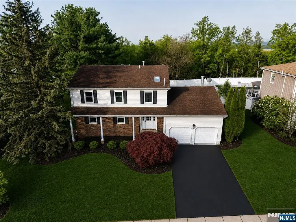 76 Point View Parkway, Wayne, NJ 07470 - #1