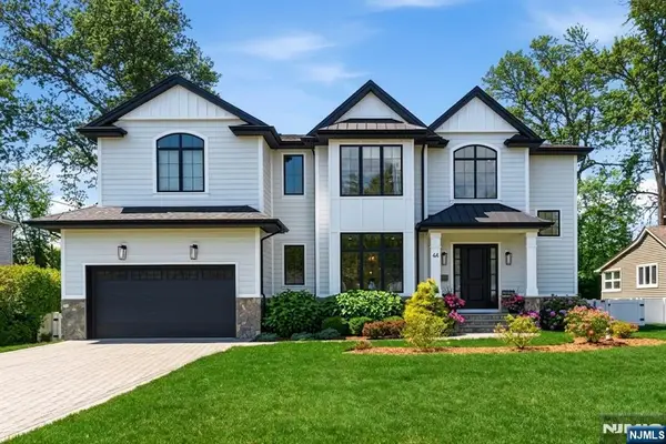 44 Crestwood Drive, Glen Rock, NJ 07452