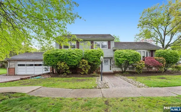339 Beechwood Road, Oradell, NJ 07649
