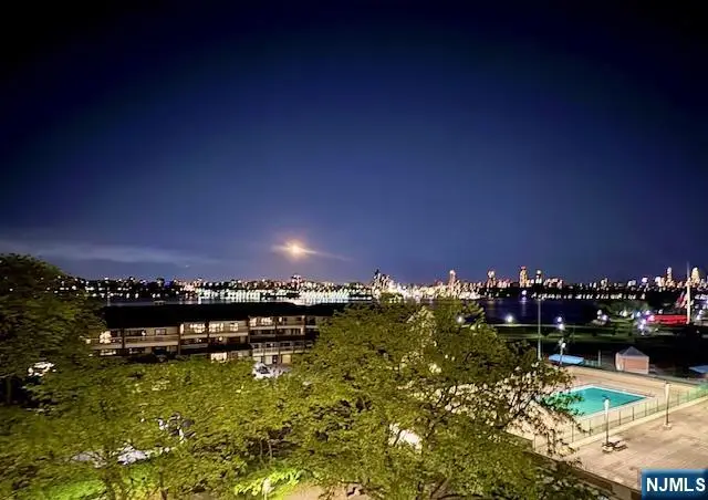 1203 River 5G, Edgewater, NJ 07020 - #1