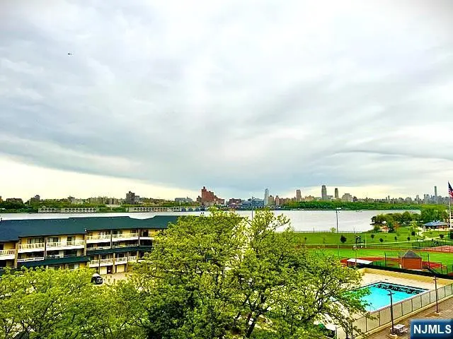 1203 River 5G, Edgewater, NJ 07020 - #2