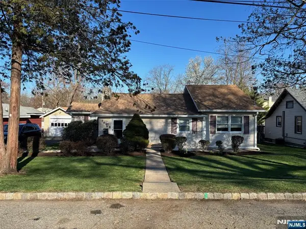 26 Mohawk Avenue, Par-troy Hills Twp., NJ 07034