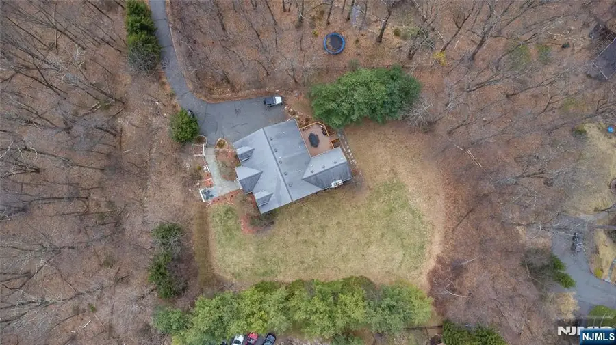 20 Sleepy Hollow Road, Denville, NJ 07834 - #3