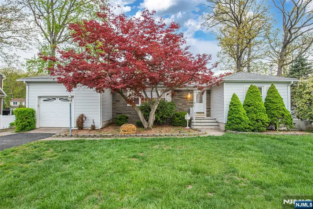 51 Chestnut Drive, Wayne, NJ 07470 - #1