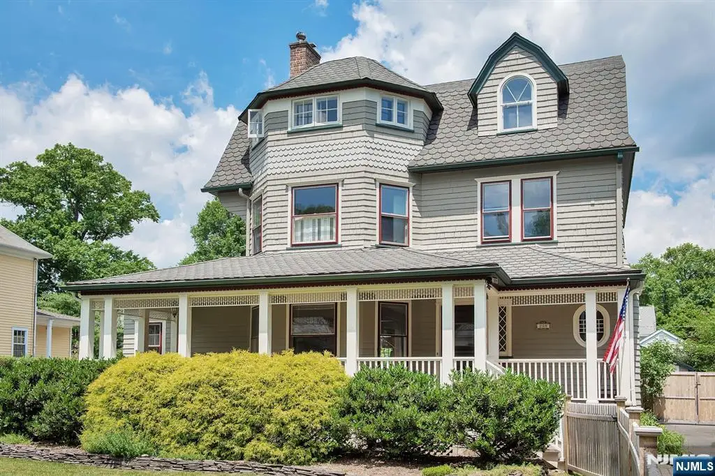215 Inwood Avenue, Montclair, NJ 07043 - #1