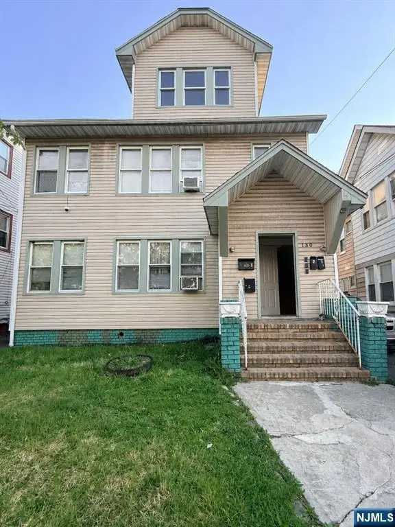 180 Shephard Avenue, Newark, NJ 07112