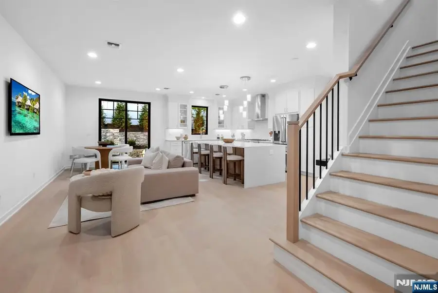 11 Fey Place, Oradell, NJ 07649 - #3