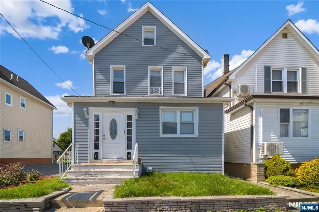 22 Tuttle Street, Wallington, NJ 07057 - #1