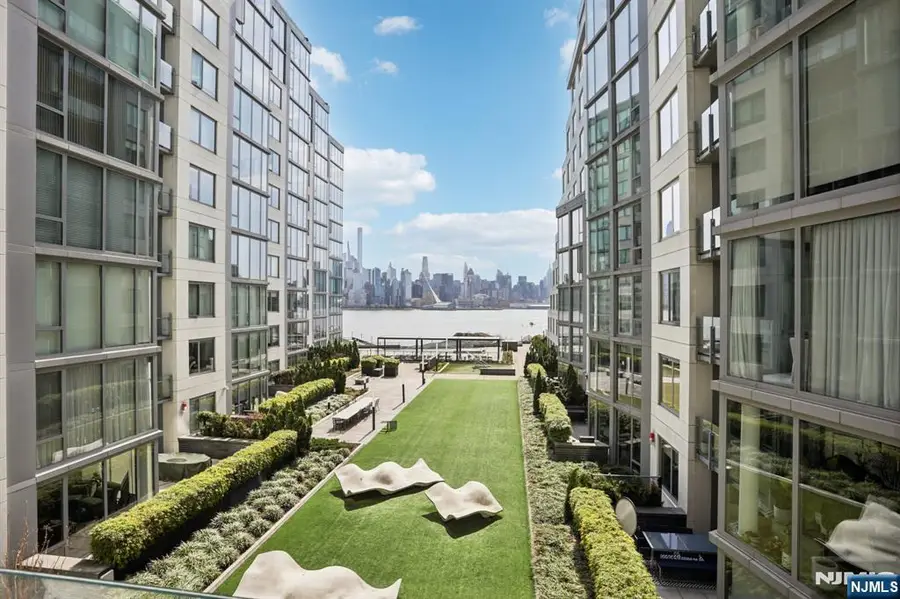 9 Ave At Port Imperial 713, West New York, NJ 07093 - #2