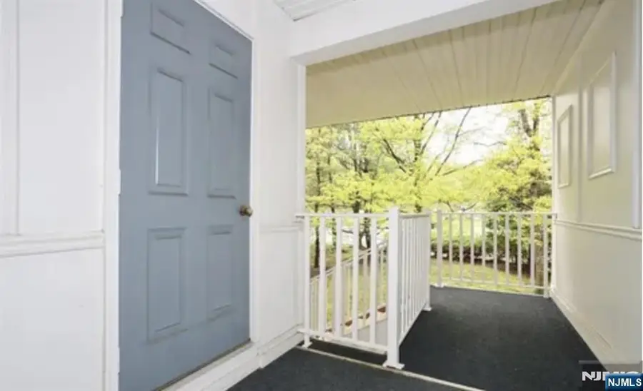 1048 Ash, Mahwah, NJ 07430 - #2