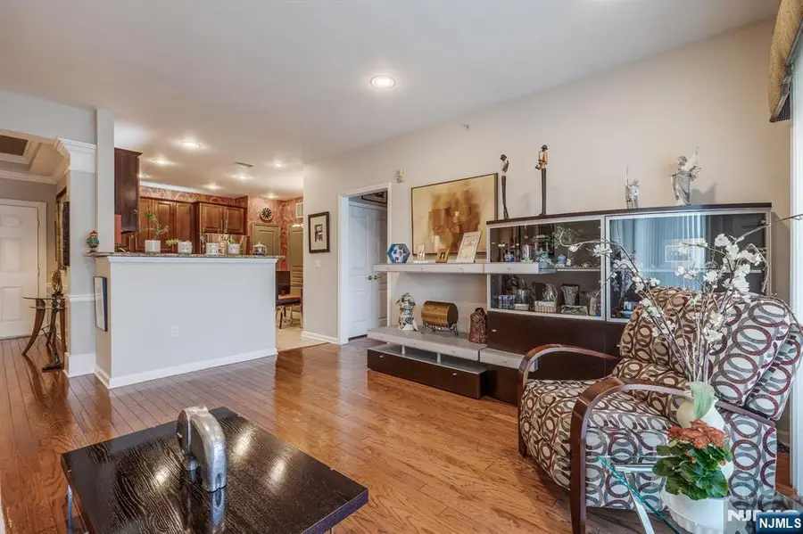10402 Warrens Way 4TH FLOOR, NEW, Wanaque, NJ 07465 - #3