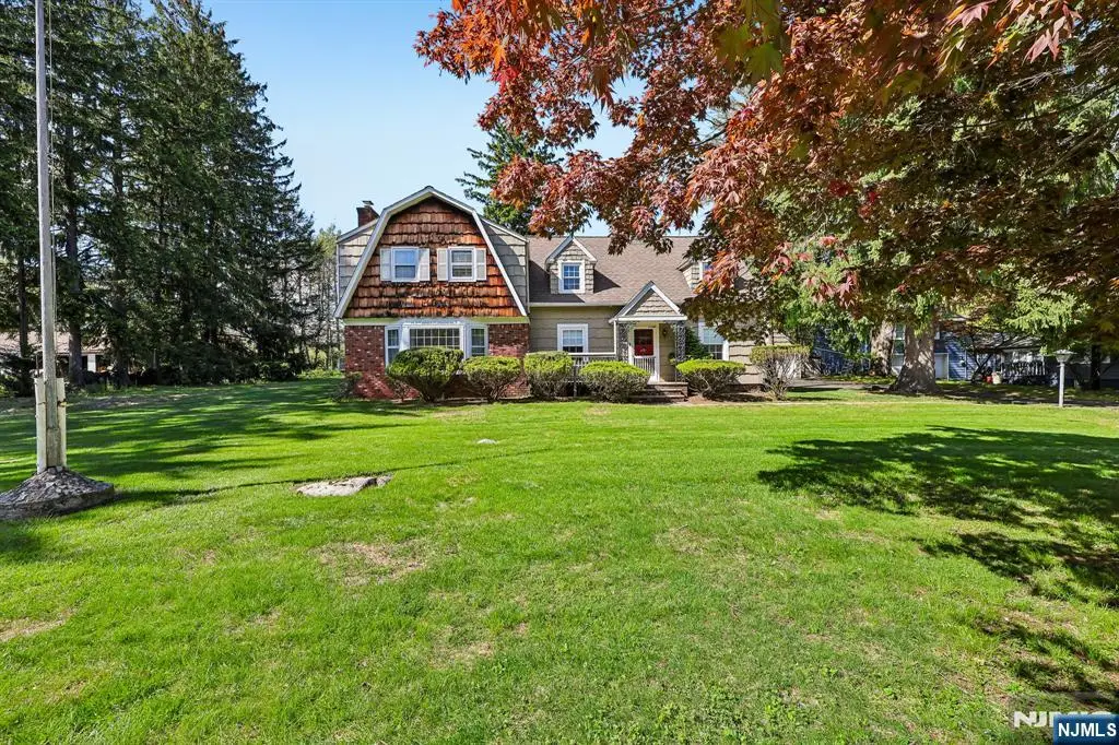37 Nilsen Avenue, Mahwah, NJ 07430 - #1
