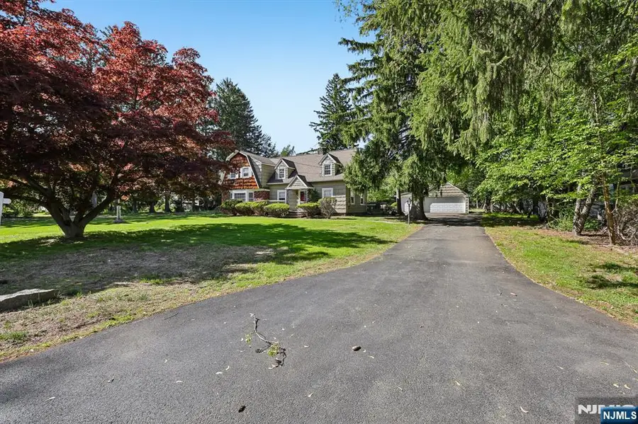 37 Nilsen Avenue, Mahwah, NJ 07430 - #2