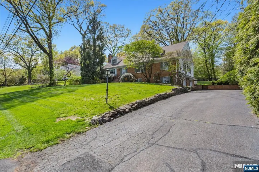 557 Taunton Road, Wyckoff, NJ 07481 - #2