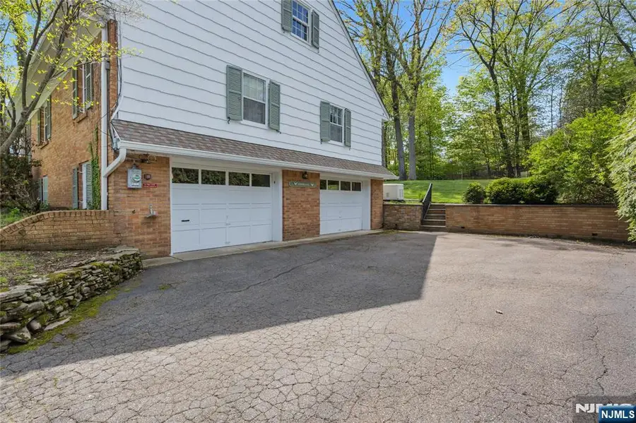 557 Taunton Road, Wyckoff, NJ 07481 - #3