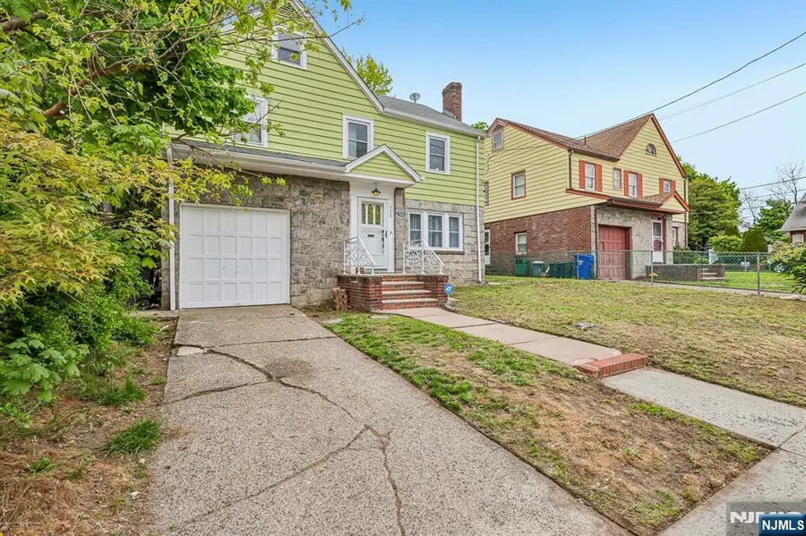 335 19th Avenue, Paterson, NJ 07504 - #3
