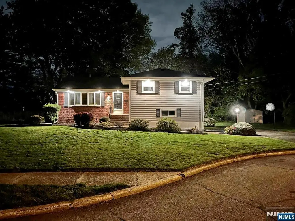 800 Glenside Court, Oradell, NJ 07649 - #1