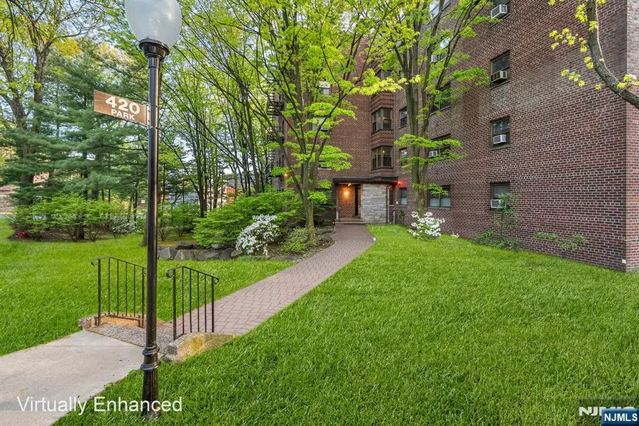 420 Park 3F, Fort Lee, NJ 07024 - #2