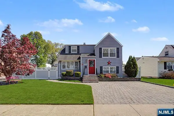 294 Hayes Drive, Saddle Brook, NJ 07663