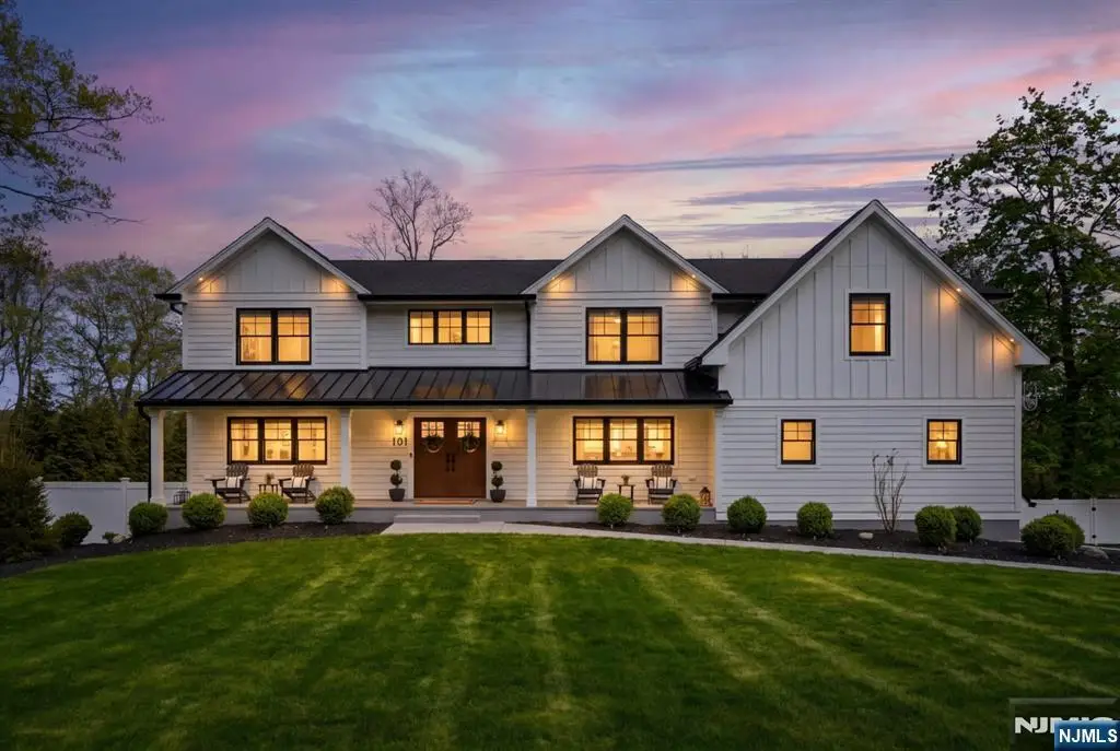 101 Tam O Shanter Drive, Mahwah, NJ 07430 - #1