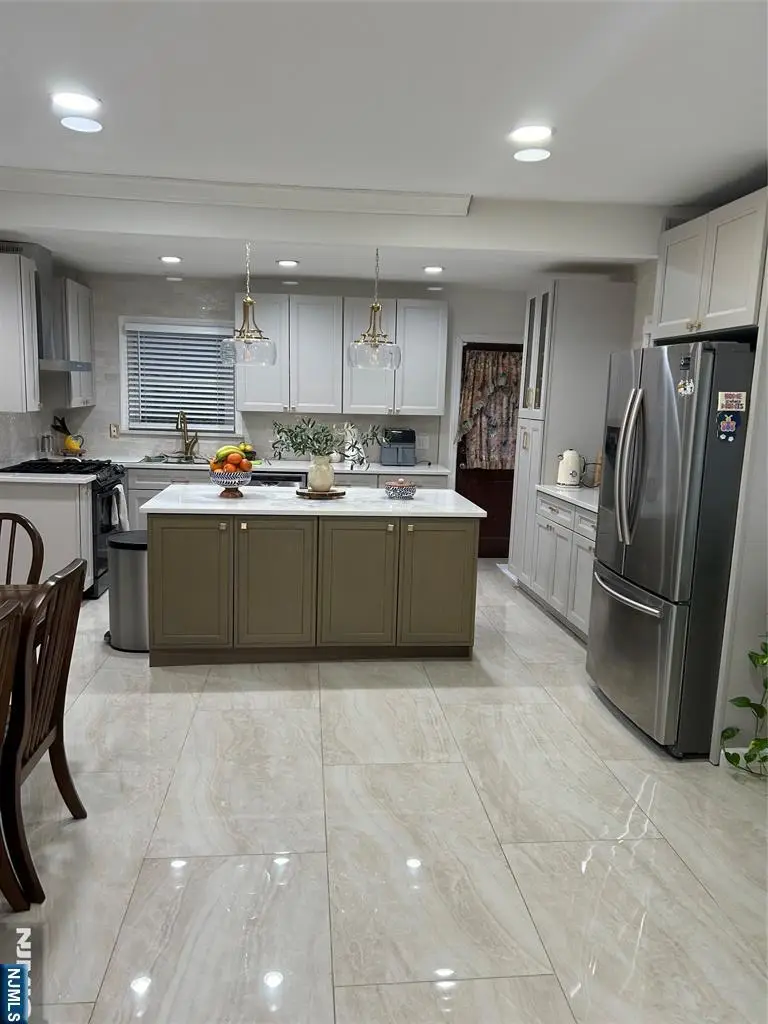 459 Lawton Avenue, Cliffside Park, NJ 07010 - #3