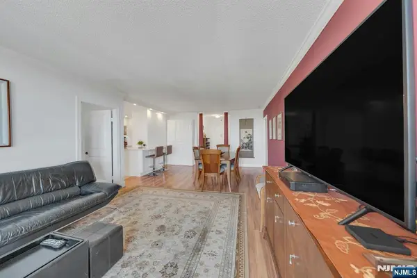 1530 Palisade Avenue 23E, Fort Lee, NJ 07024