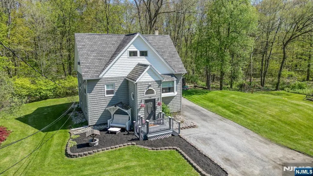 70 Cedar Tree Drive, Vernon, NJ 07422 - #1