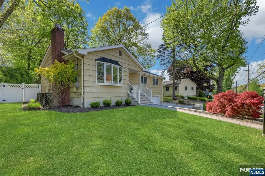 154 Spring Valley Road, Park Ridge, NJ 07656 - #3