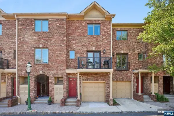 68 Mews Lane 68, South Orange Village, NJ 07079