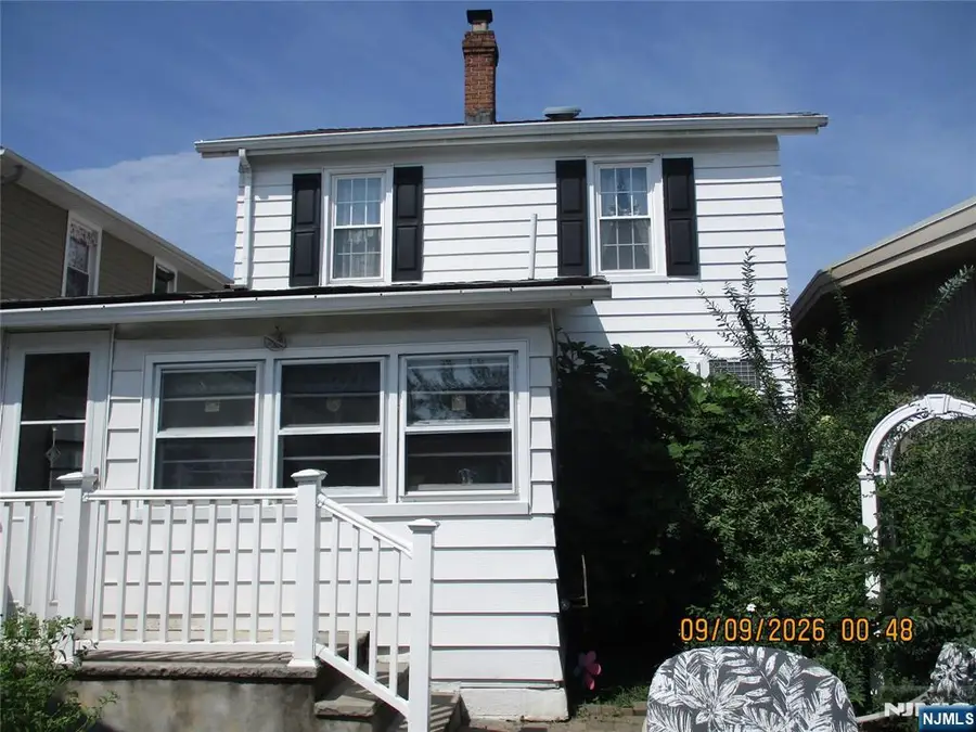 516 Willow Avenue, Lyndhurst, NJ 07071 - #2