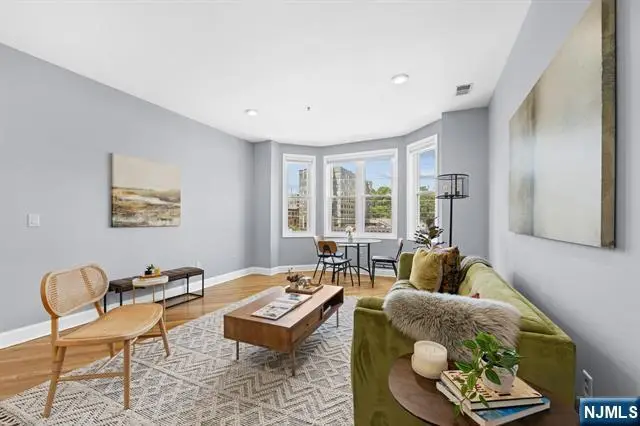 915 Madison Street 5E, Hoboken, NJ 07030 - #2