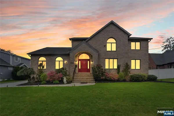 26 Madison Avenue, Hasbrouck Heights, NJ 07604
