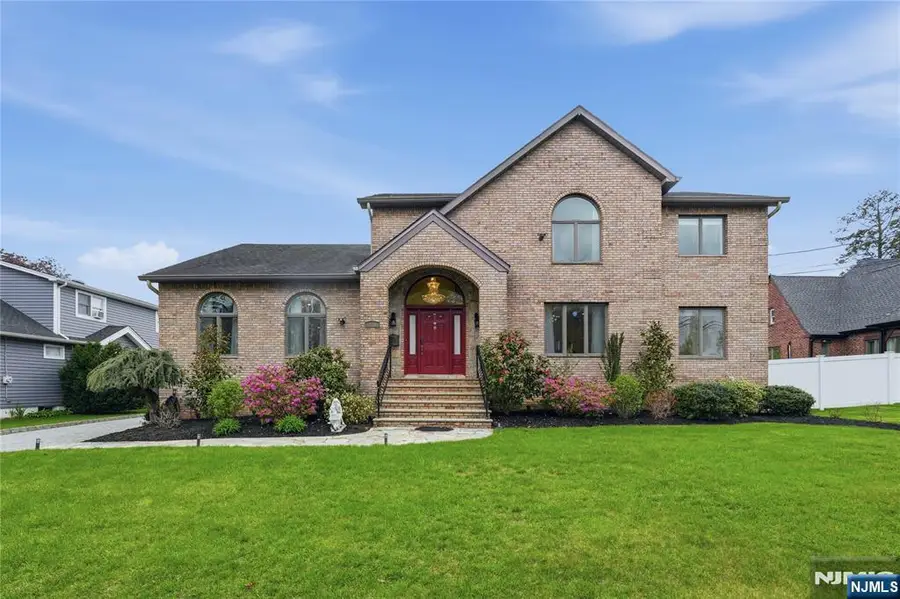 26 Madison Avenue, Hasbrouck Heights, NJ 07604 - #2