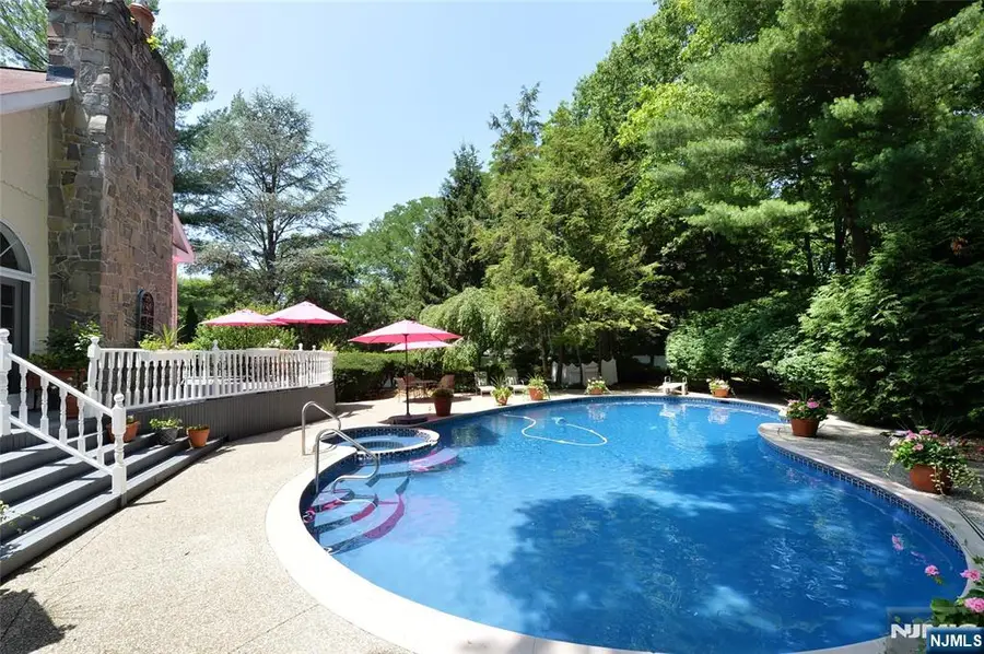 306 Windham Court, Wyckoff, NJ 07481 - #3