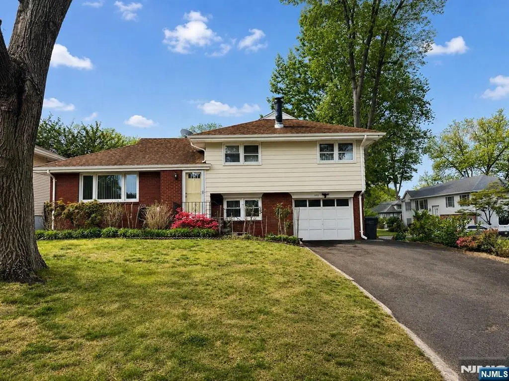 372 Main Street, Bergenfield, NJ 07621 - #1