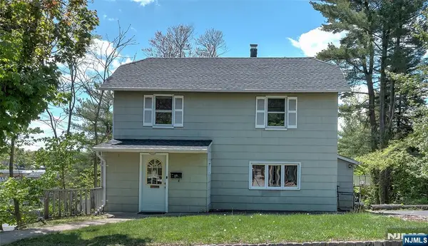 13 Hazel Avenue, Livingston, NJ 07039
