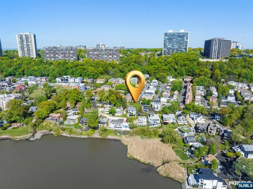 5 Vista Lane, Edgewater, NJ 07020 - #1