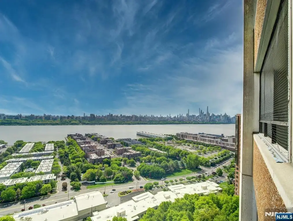 250 Gorge #21B, Cliffside Park, NJ 07010 - #1