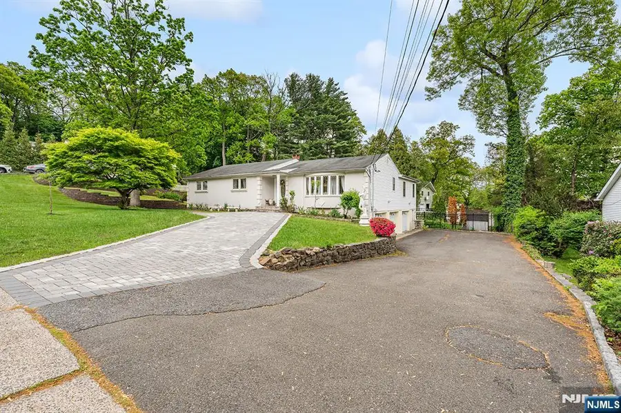210 Alps Road, Wayne, NJ 07470 - #2