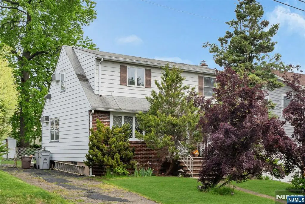 123 Summit Avenue, Elmwood Park, NJ 07407 - #1