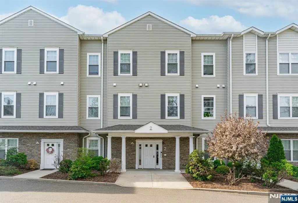 2 Bland Court 3, Bloomfield, NJ 07003 - #1