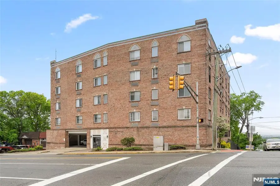 399 11th Street 206, Palisades Park, NJ 07650 - #2