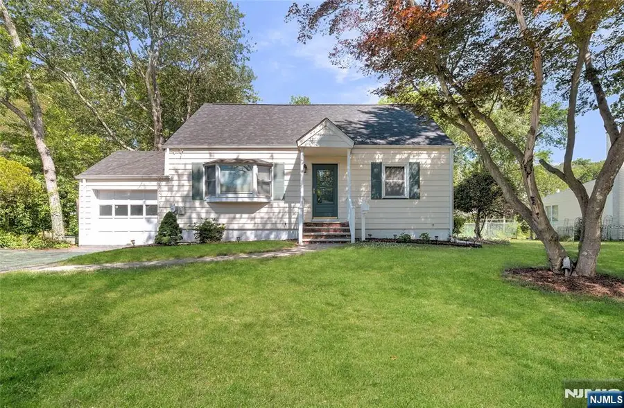 9 Park Drive, Livingston, NJ 07039 - #3