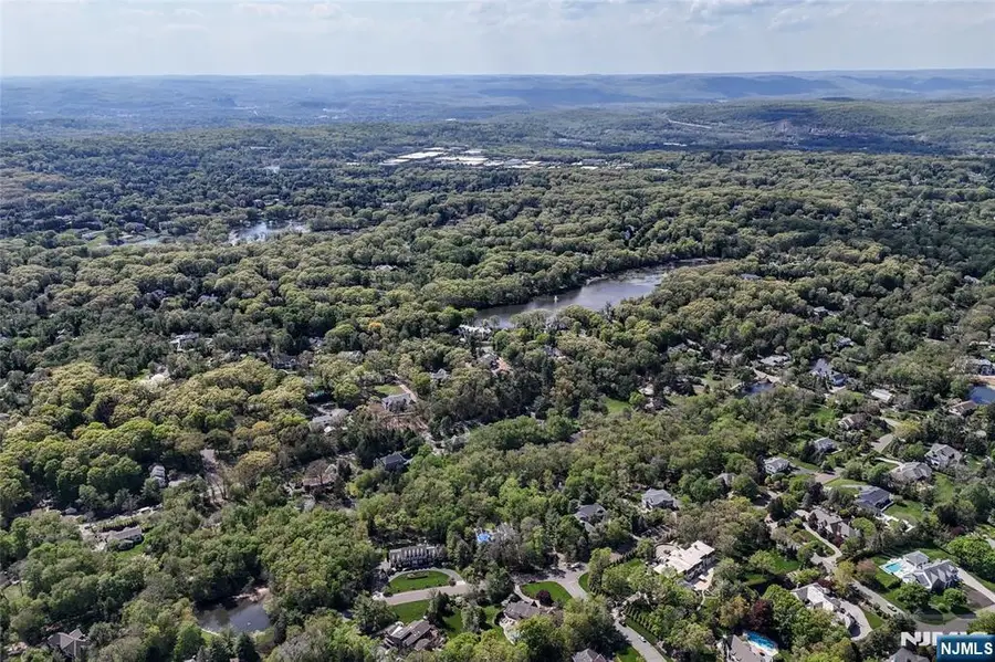 962 Arapaho Trail, Franklin Lakes, NJ 07417 - #2