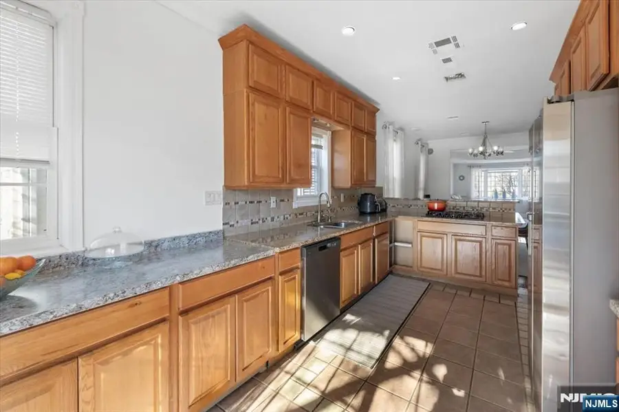 214 Columbus Place, Cliffside Park, NJ 07010 - #2